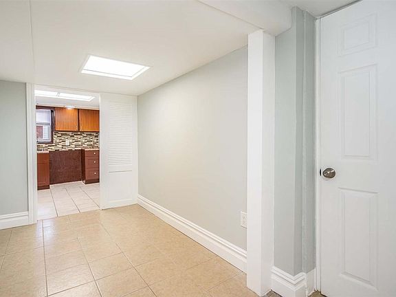 3rd image of 95 Stuyvesant Ave #G