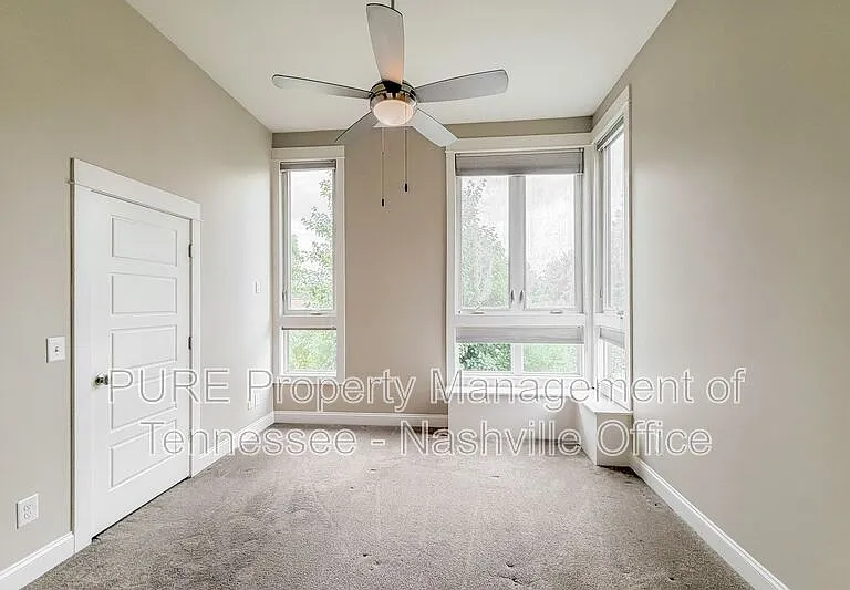 913 N 12th St #1 — Photo 12