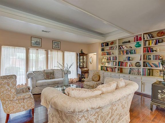 5th image of 6709 Clearhaven Dr