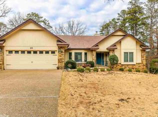 10 Magnifico Way, Hot Springs Village, AR 71909
