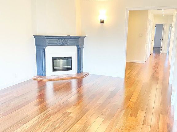 4th image of 1338 Lake St #1338