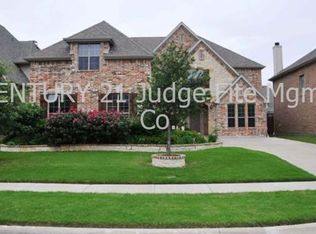 6963 Clipper Dr, Grand Prairie, TX 75054