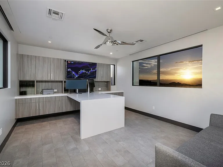750 Dragon Ridge Dr — Photo 45