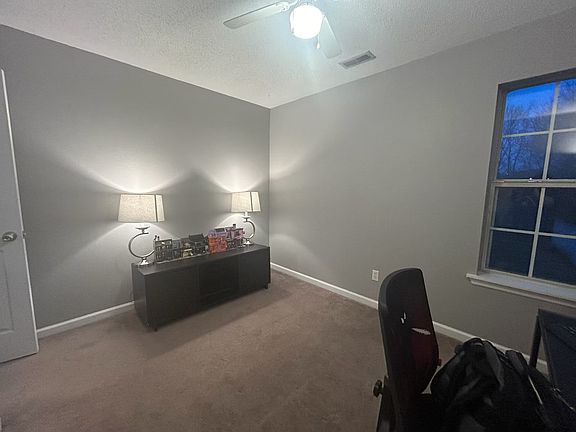 2nd image of 2732 Belle Meade Pl