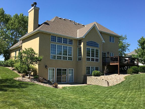 2nd image of 3211 Harbor View Dr