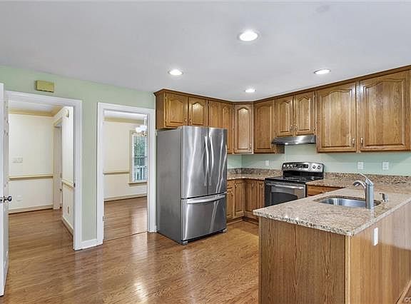 4th image of 10649 Argonne Dr