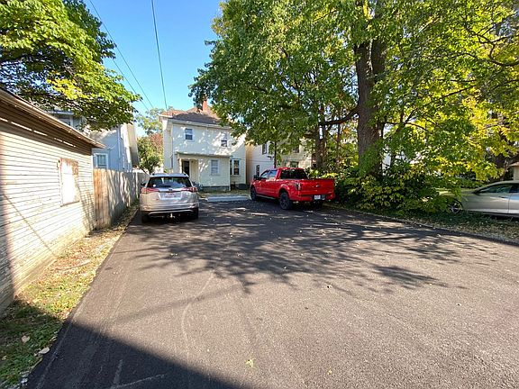 2nd image of 149 W Norwich Ave #149