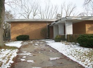 859 Damico Dr, Chicago Heights, IL 60411