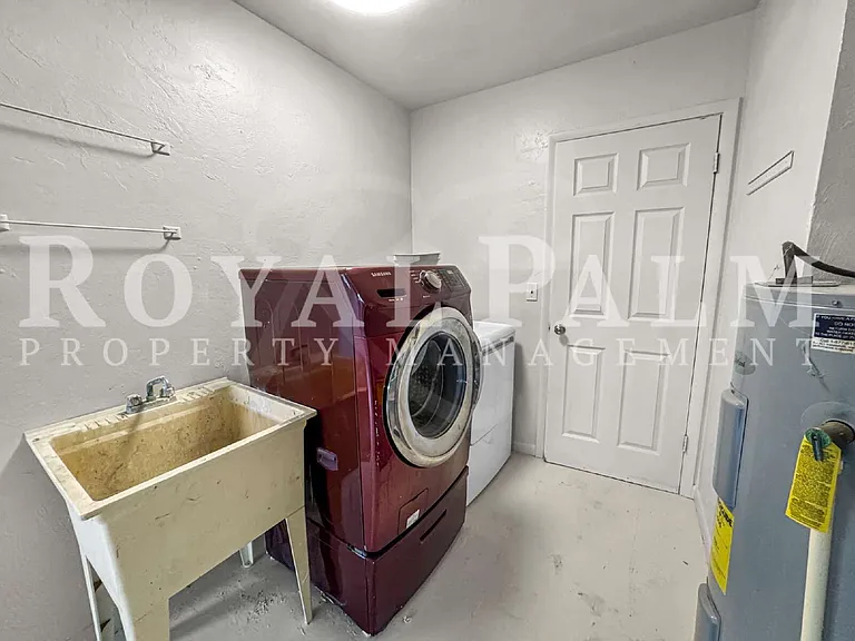 206 SE 46th Ter — Photo 46