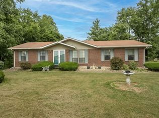 5225 Old Alton Edwardsville Rd, Edwardsville, IL 62025