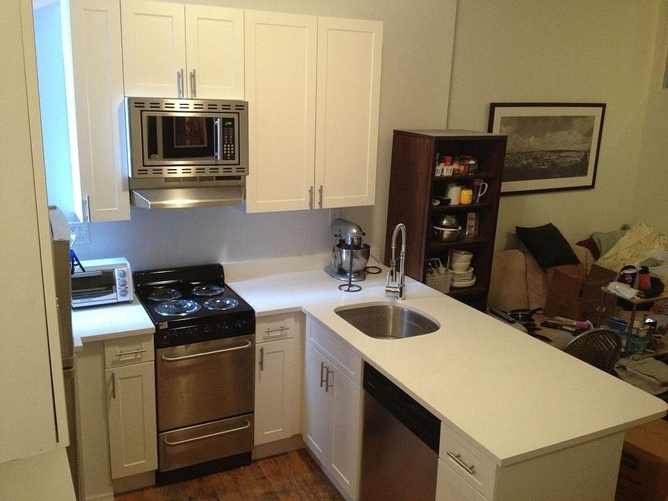1st image of 204 W 81st St APT 51