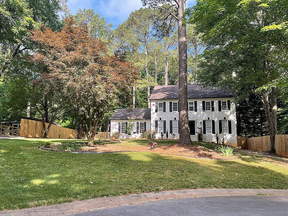 1st image of 4617 Chimney Rock Dr