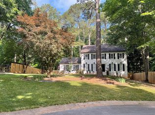 4617 Chimney Rock Dr, Lilburn, GA 30047