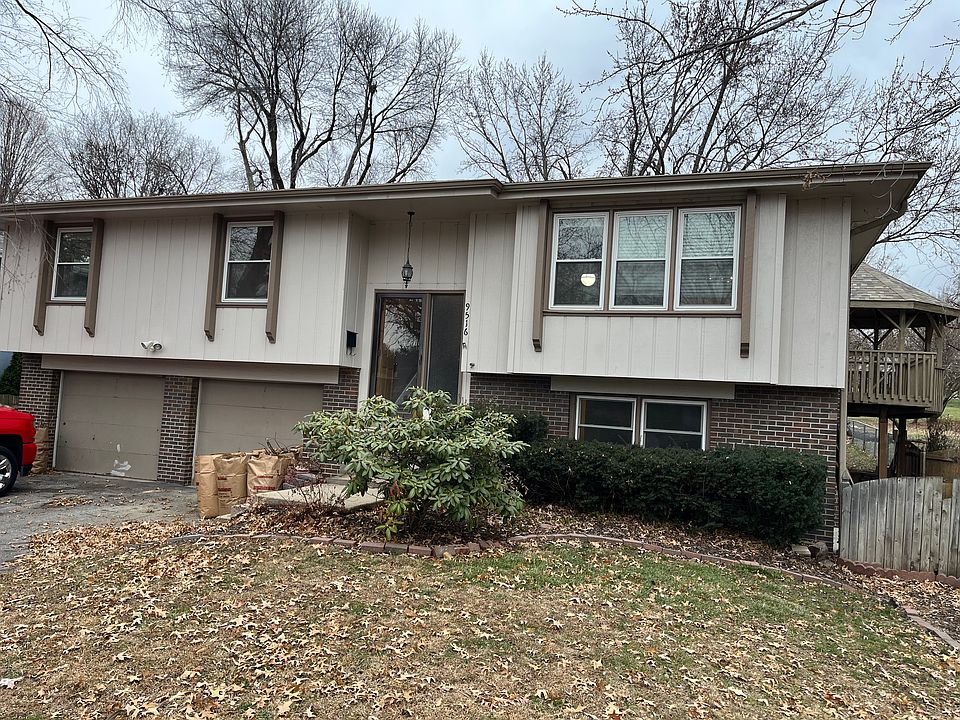 1st image of 9516 Meadow Dr #1