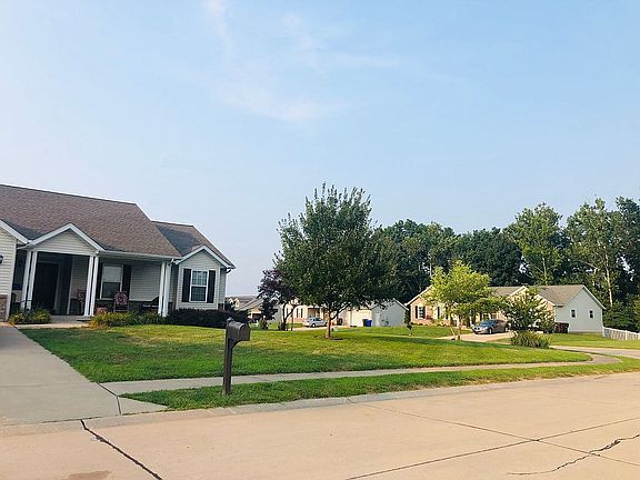 2nd image of 5 Rosebury Pl