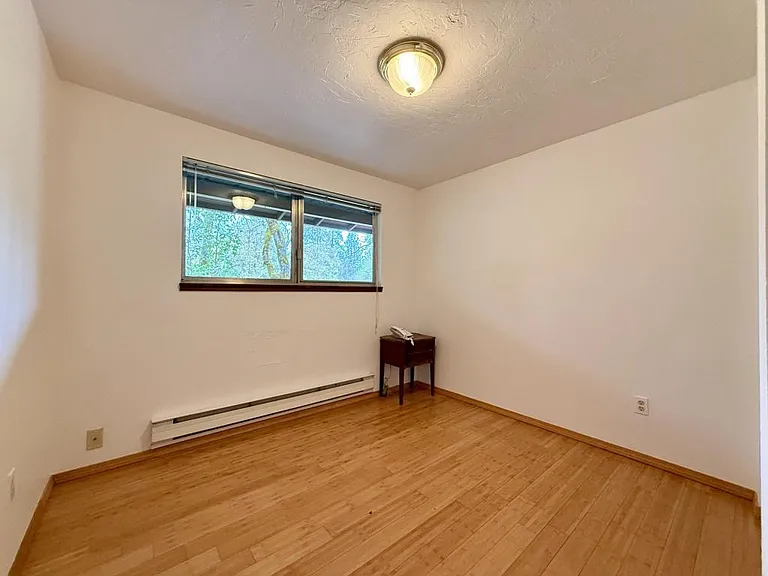 9042 Monument Dr — Photo 16