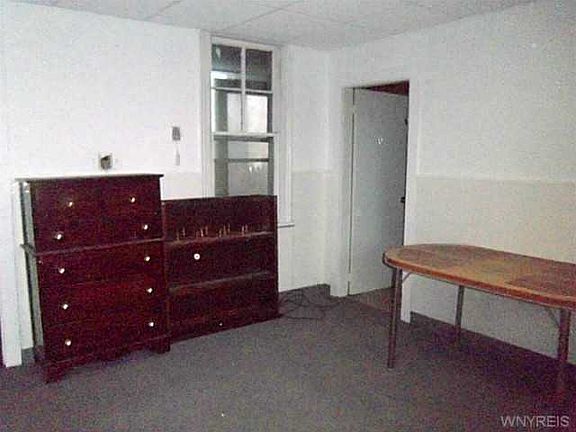5th image of 109 Louisiana St
