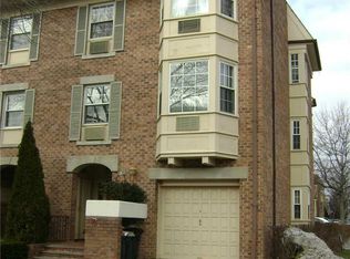 20617 Lori Dr, Flushing, NY