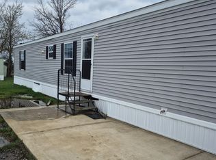 68 Elm St, Crestline, OH 44827