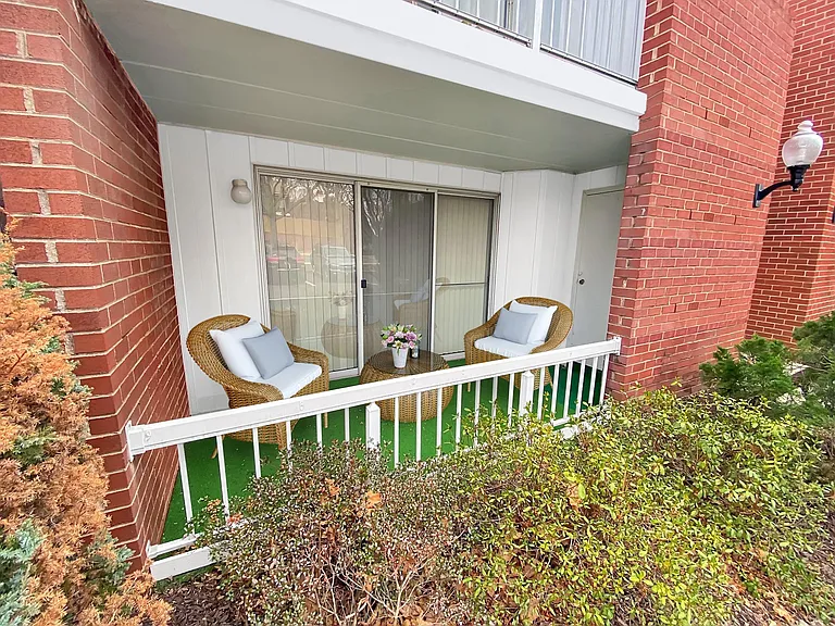 Park Place One Apartments — Photo 10