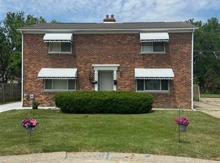 18539 E 12 Mile Rd, Roseville, MI 48066