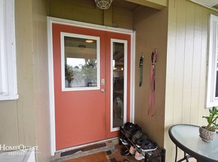 1335 Akiahala St, Kailua, HI 96734