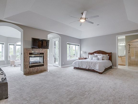 Enormous Owner's Suite!!