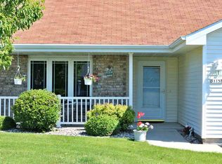 3115 White Tail Ln UNIT B, Oshkosh, WI 54904