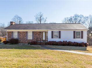 4501 Bridle Path, Winston Salem, NC 27103