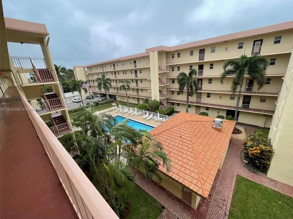 4629 Poinciana St APT 407, Lauderdale By The Sea, FL 33308