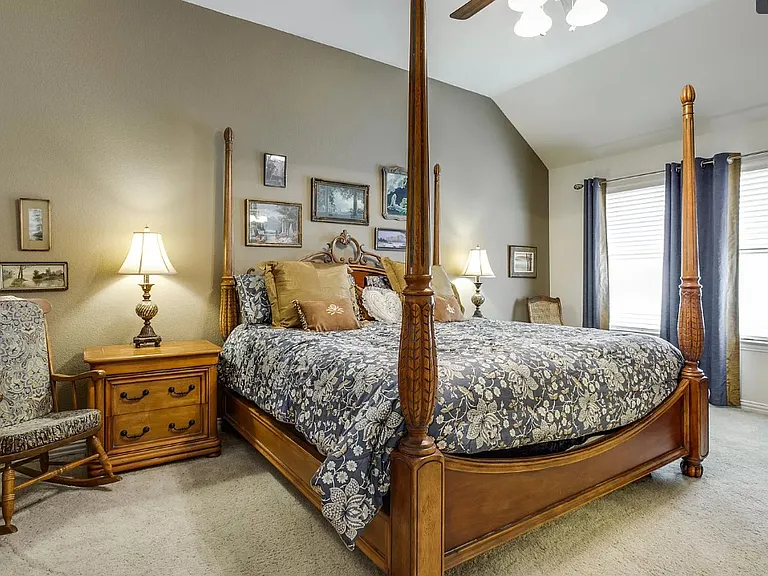 9305 Jerico Dr — Photo 13