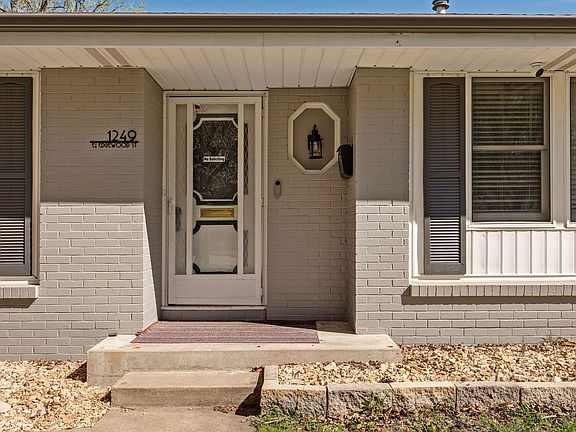 4th image of 1249 E Edgewood Street
