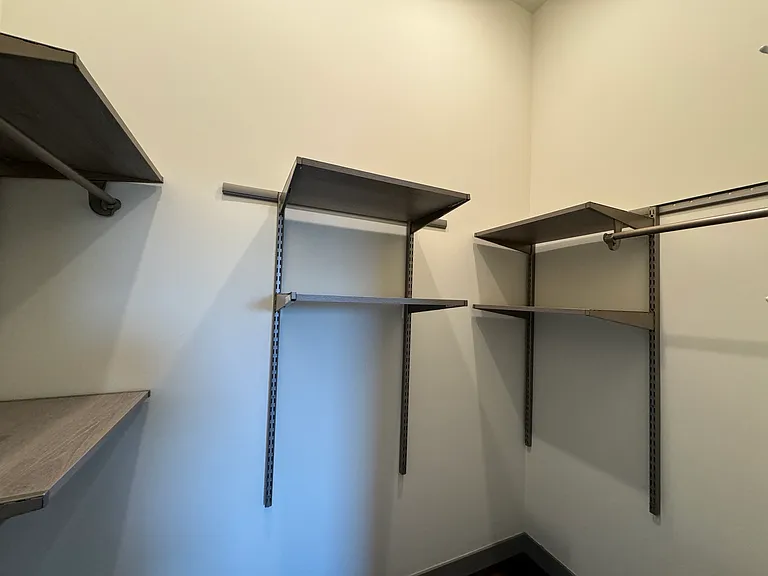 220 King St SE #8 — Photo 13