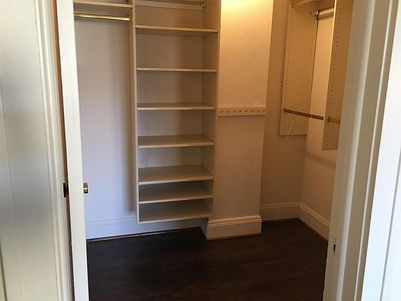 3rd image of 13051 Larchmere Blvd