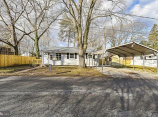 7772 Catherine Ave, Pasadena, MD 21122