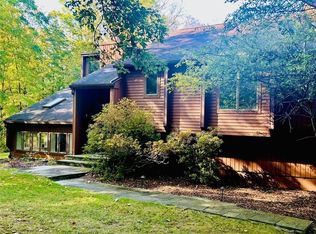 15 High Ridge Rd, Hopewell Junction, NY 12533