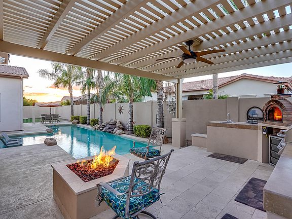 2nd image of 7338 W Acapulco Ln