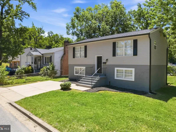5303 Cumberland St, Capitol Heights, MD 20743