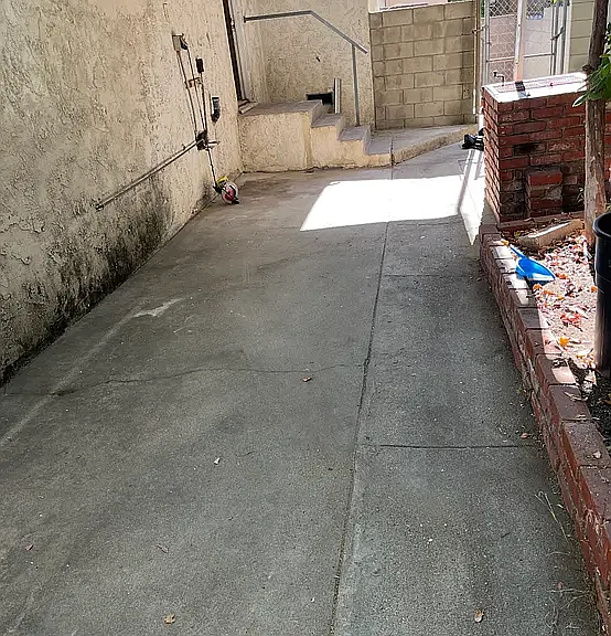 10114 Samoa Ave #C — Photo 15