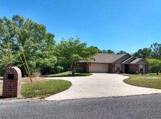 92 Bradley Rd, Carriere, MS 39426