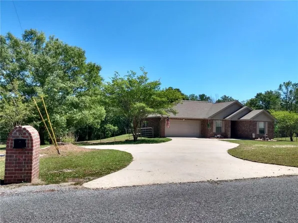 92 Bradley Rd, Carriere, MS 39426