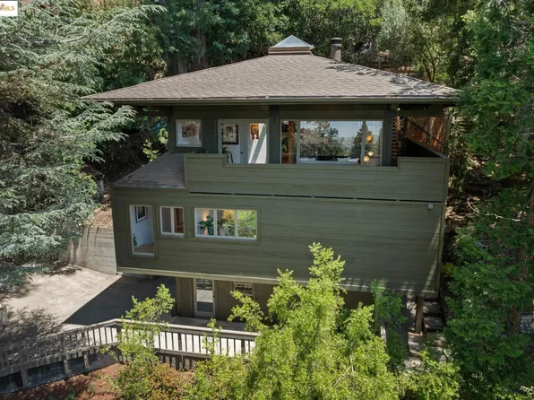 2684 Shasta Rd, Berkeley, CA 94708