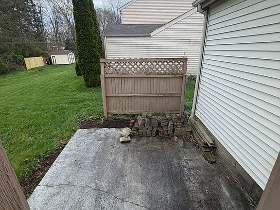 5th image of 310 Powell Rd #310