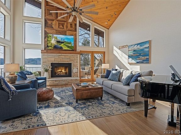 2nd image of 525 Lighthouse Cove Cir