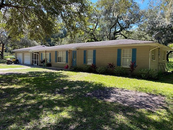 3rd image of 10330 NW 60th St
