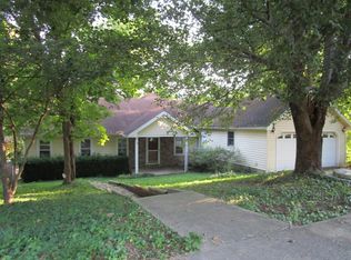 1884 Wells Landing Rd, Danville, KY 40422