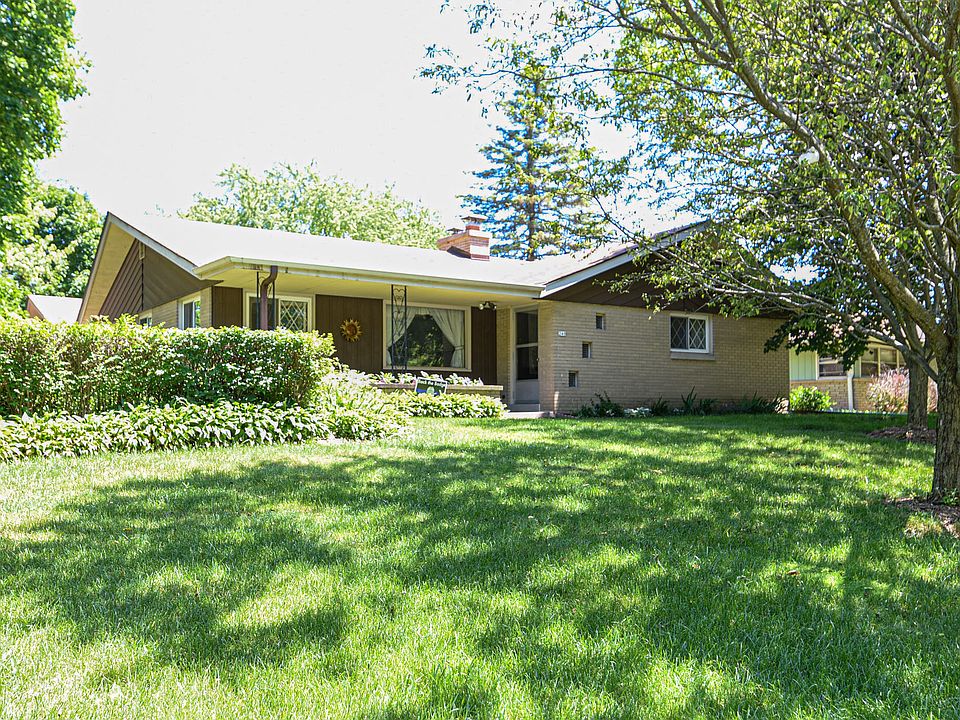 1st image of 240 Kenwood Dr