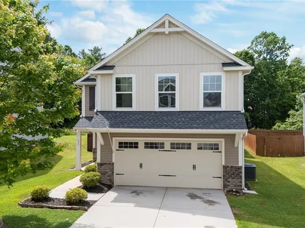 971 Bitting Hall Cir, Rural Hall, NC 27045