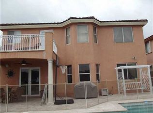 16465 SW 67th Ter, Miami, FL 33193