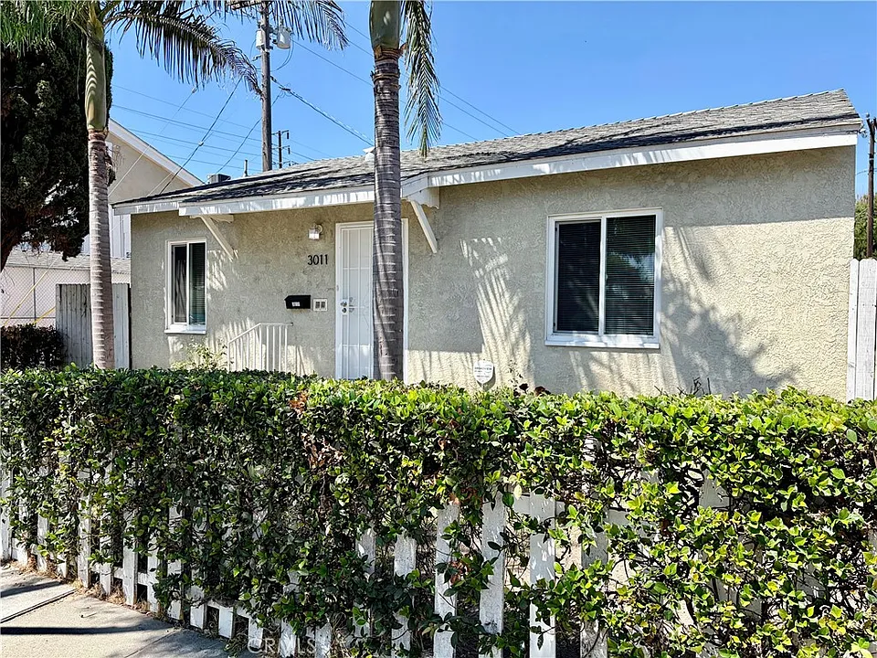 3011 Delta Ave